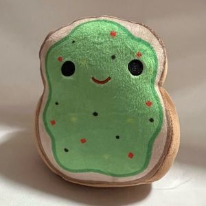 ✨ 2/$15 or 3/$20 ✨ NWOT Sinclair the Avocado Toast Squishmallow 5in